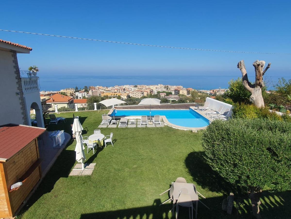 Appartamenti Borgo Panoramico N 5 Tropea Exterior foto